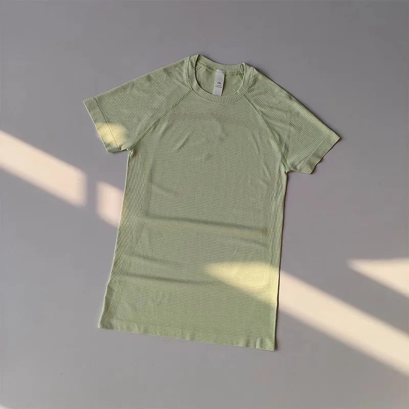 Camiseta Feminina Yoga Seamless | Respirável e Secagem Rápida | Blusa Fitness Manga Curta Academia