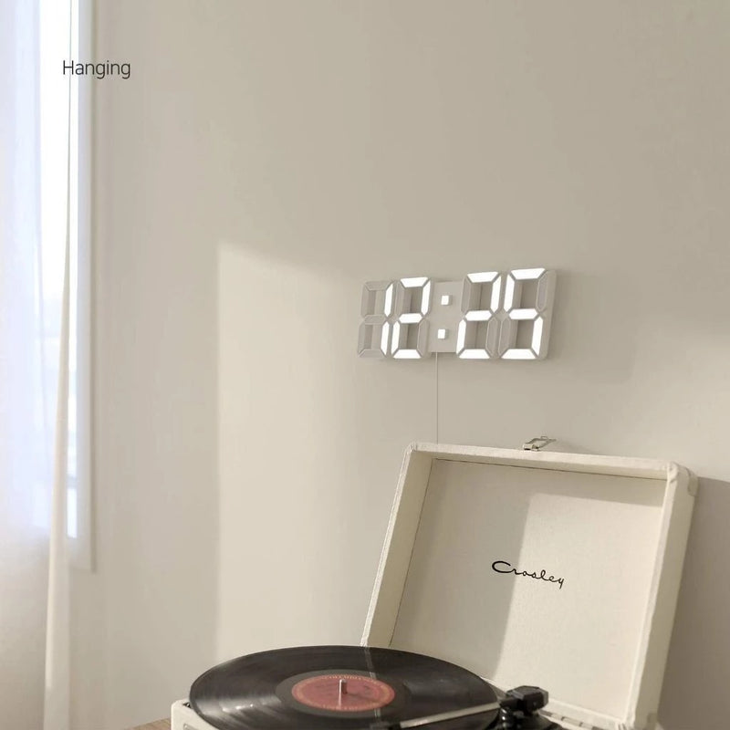 Relógio de Parede Digital LED 3D – Design Moderno, Luz Noturna e Decoração para Casa ou Mesa